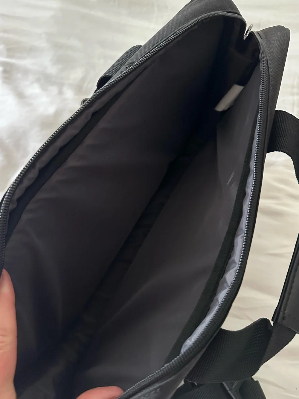 Targus Classic Black Men's Briefcase Laptop Bag